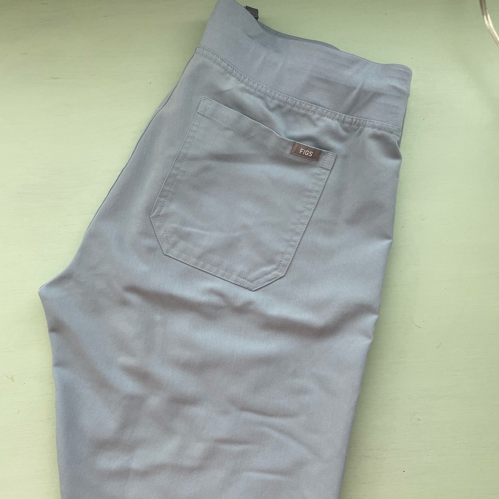 Figs Livingston Basic Scrub Pant In Dusty Blue
